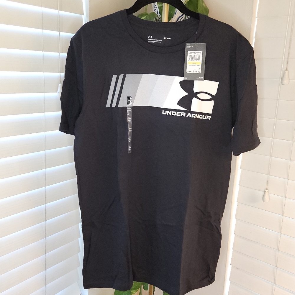 Under Armour Men's Black T-Shirt